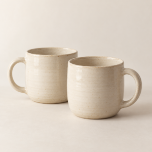 Set di due tazze in ceramica